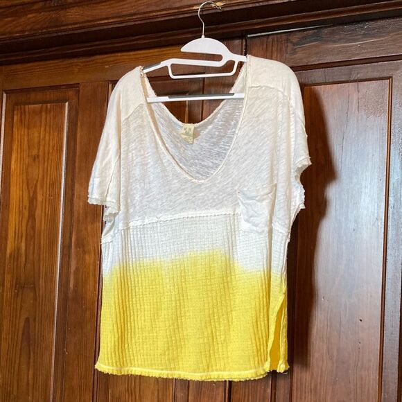 FREE PEOPLE Linen Blend Oversized Sundial Butter Yellow White Ombré Top Size S - Picture 1 of 7